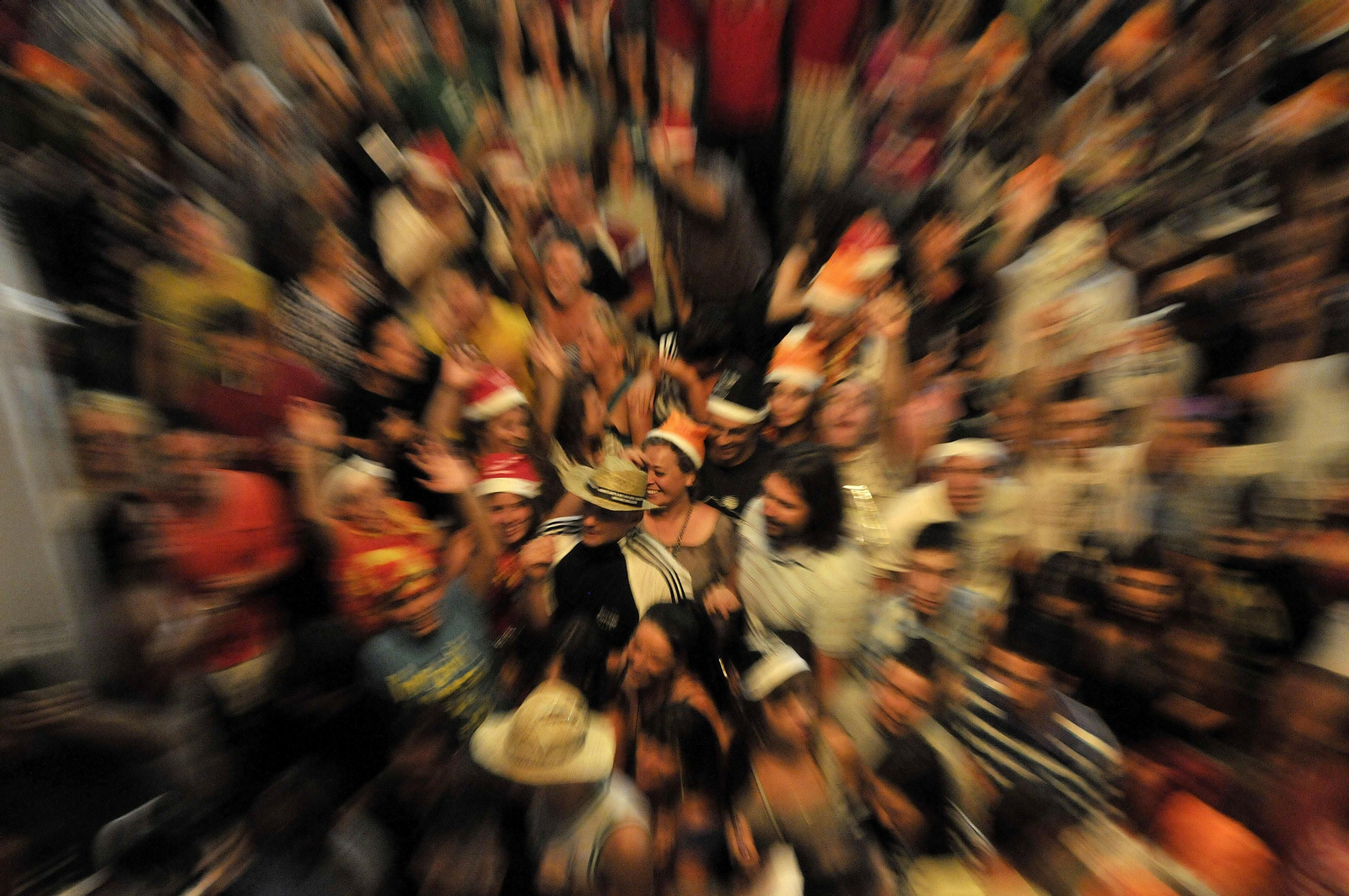 Una fiesta para celebrar la Nochevieja.