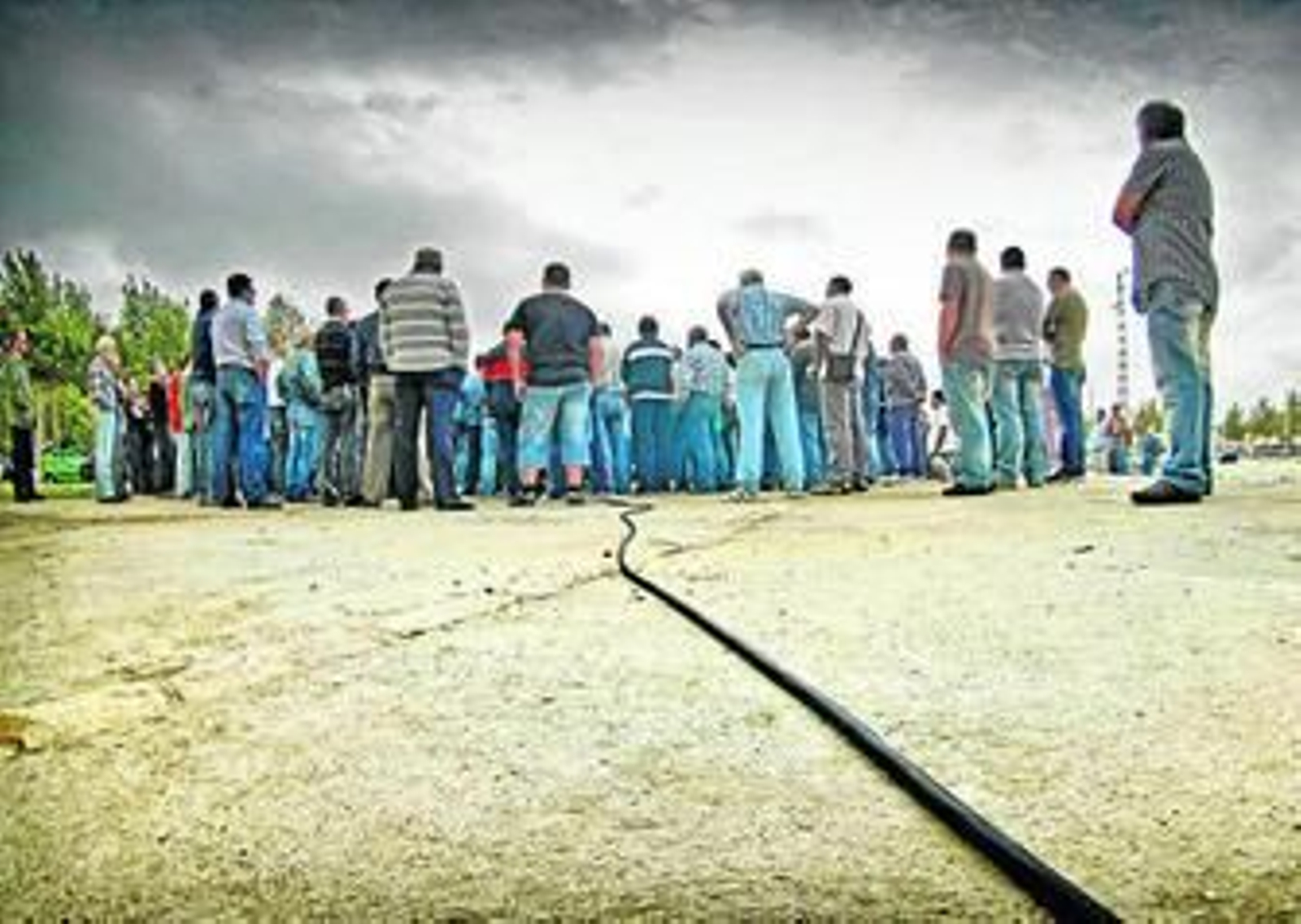 Los ex trabajadores de Delphi, en una asamblea celebrada recientemente en Puerto Real.
