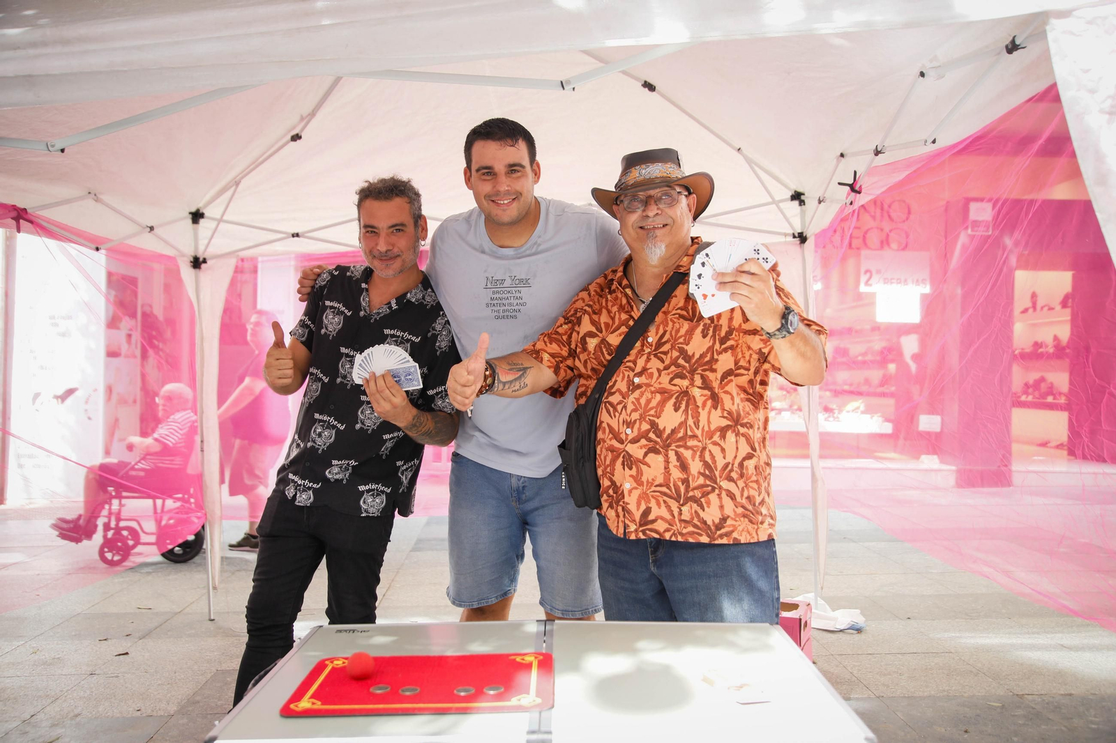 Las mejores imágenes del espectáculo 'Magia en la Calle' en el Paseo de Almería