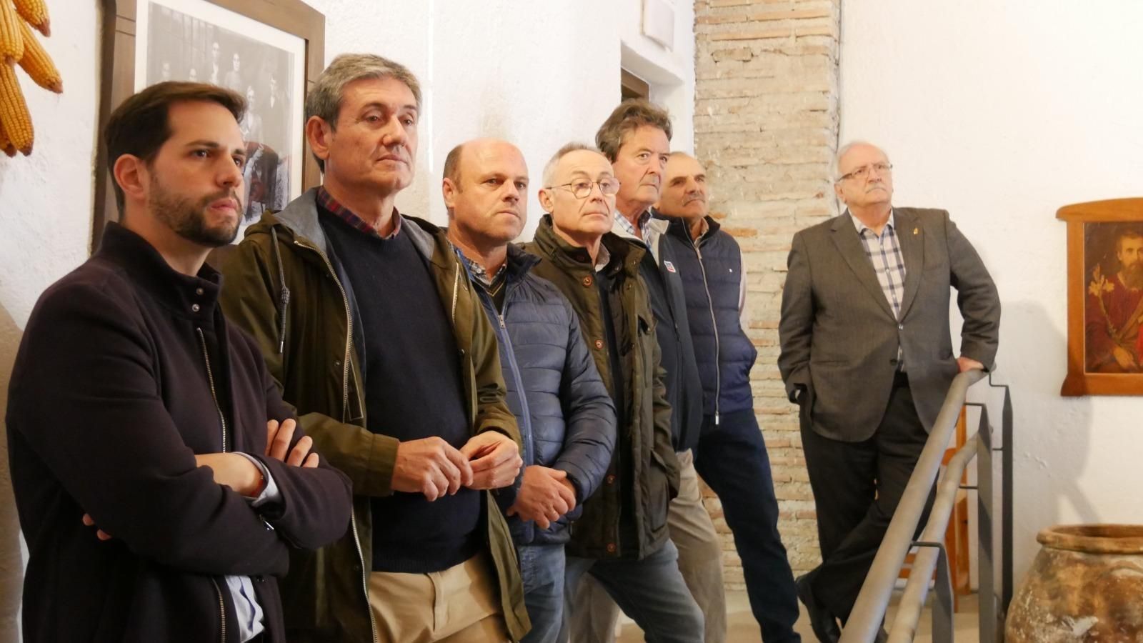 Autoridades del Ayuntamiento de Adra, en el que será el Centro de Interpretación de la Agricultura.