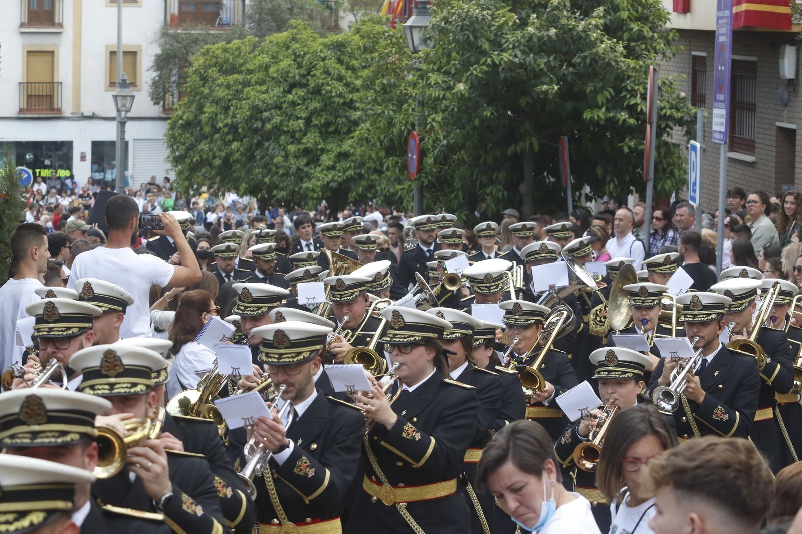 Jueves Santo en Córdoba: La procesión del Caído, en imágenes
