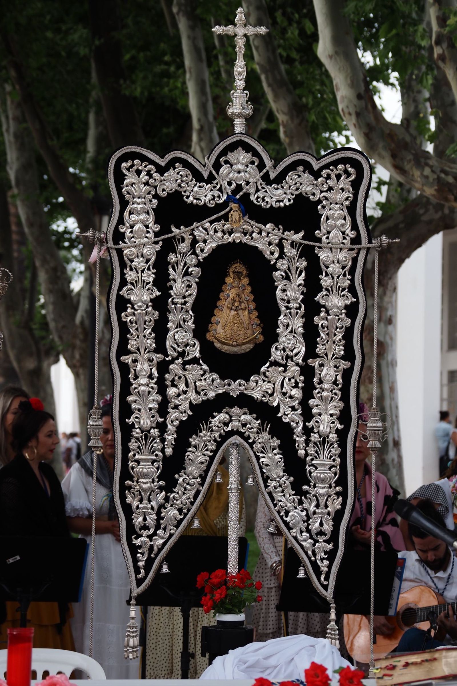 Salida de la Hermandad del Rocío de Palos de la Frontera