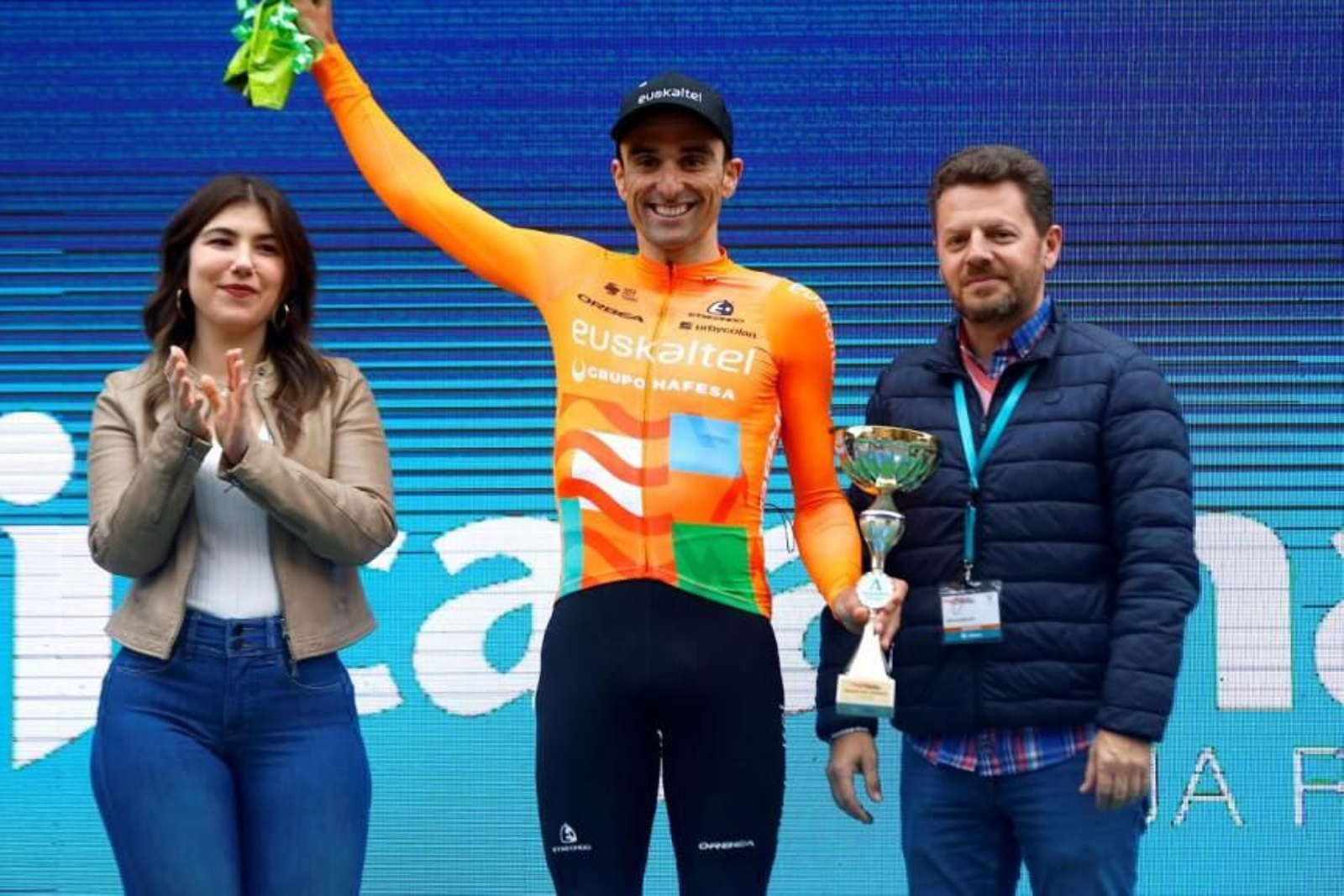 Luis Ángel Maté gana la Montaña en la Clásica de Almería.