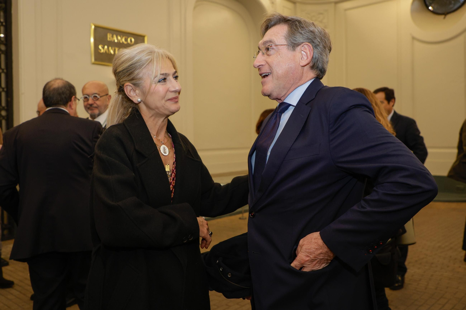 I Premio a la Trayectoria ejemplar en defensa de Andalucía a Fátima Báñez y a Jaime Montaner Roselló