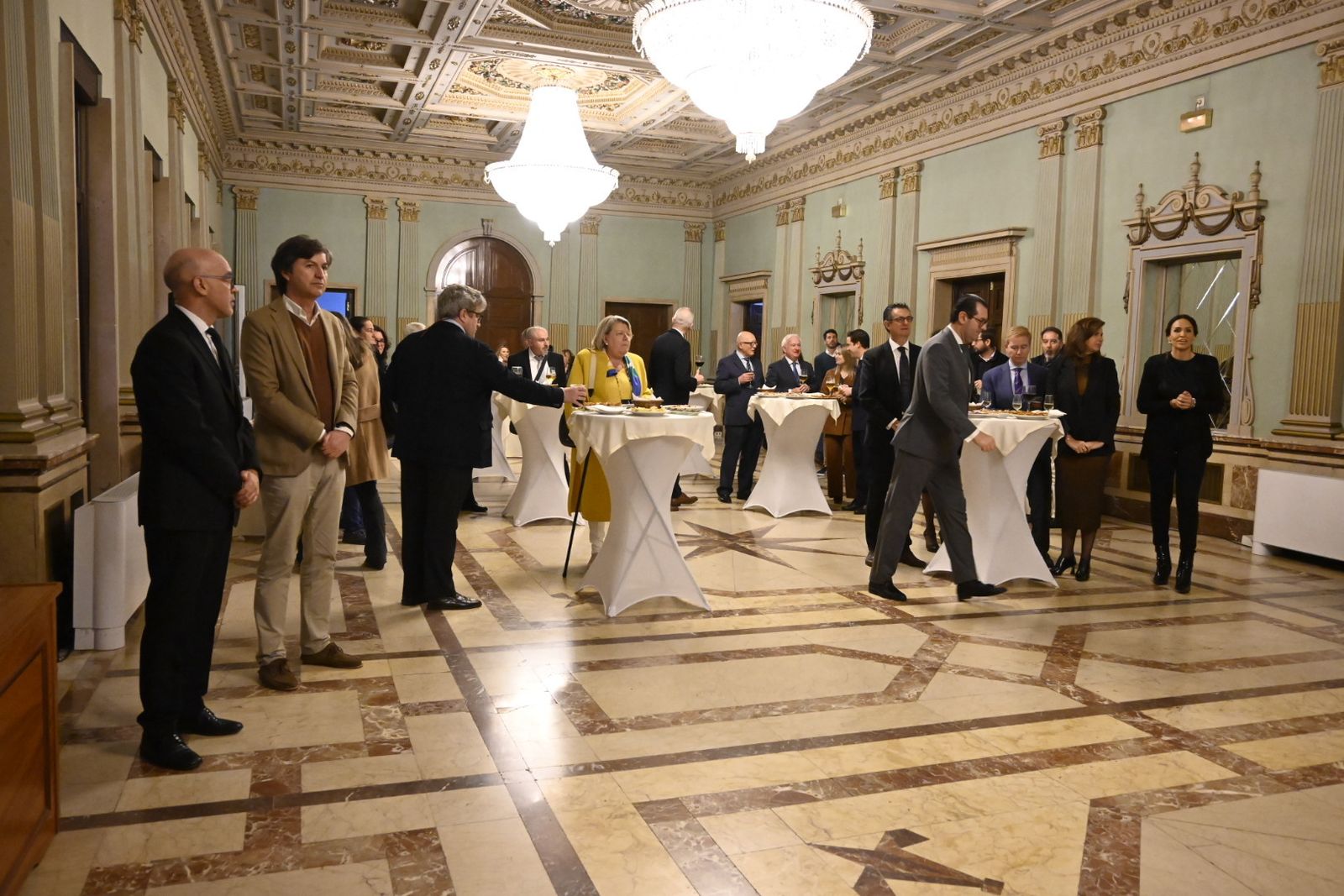 Acto de entrega de recuerdos por la XXX Exaltación a la Saeta de Huelva, en imágenes