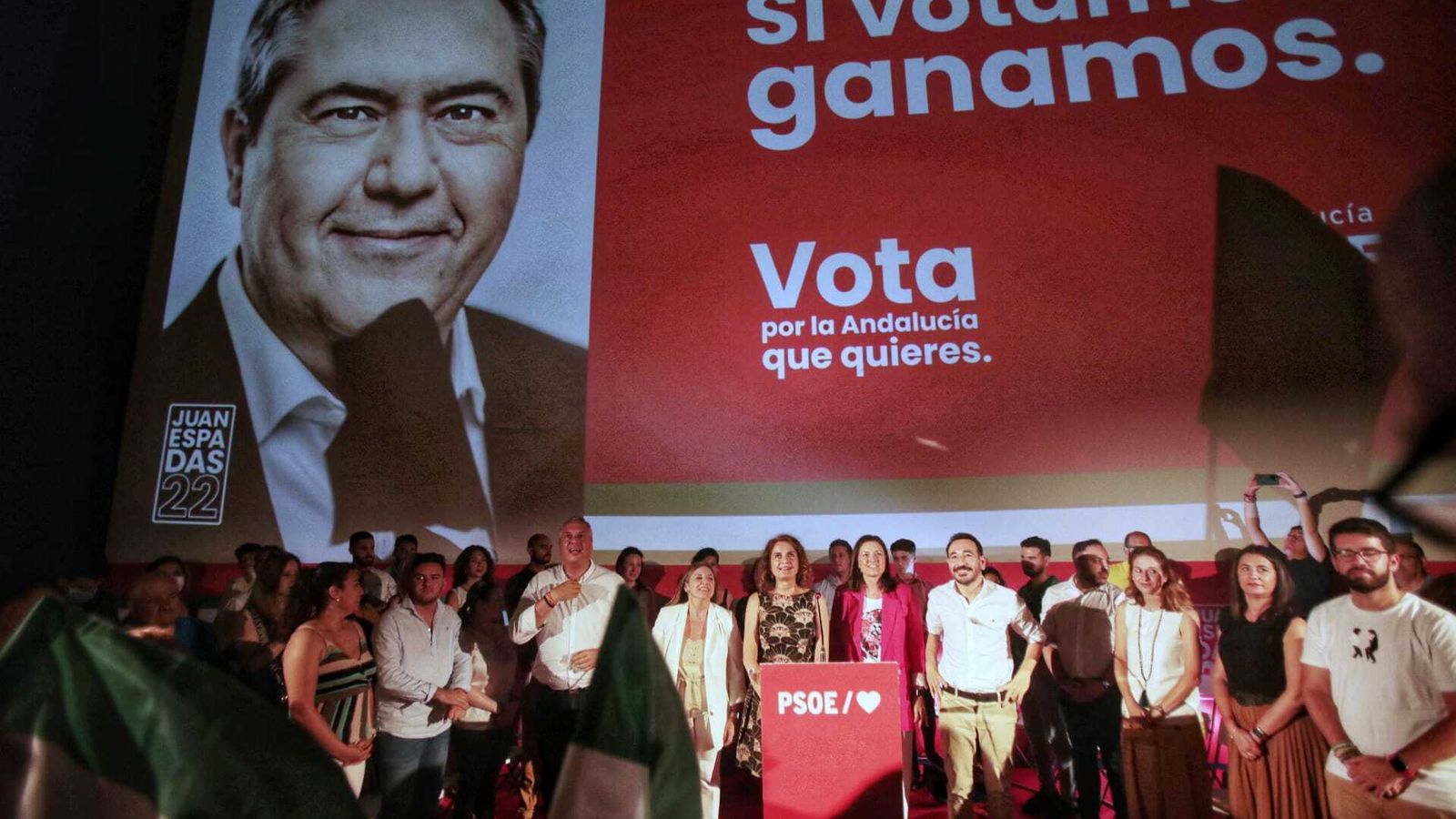 María Jesús Montero junto a Irene García, Fernando López Gil, Patricia Cavada y Juan Carlos Ruiz Boix, en el acto celebrado en San Fernando.
