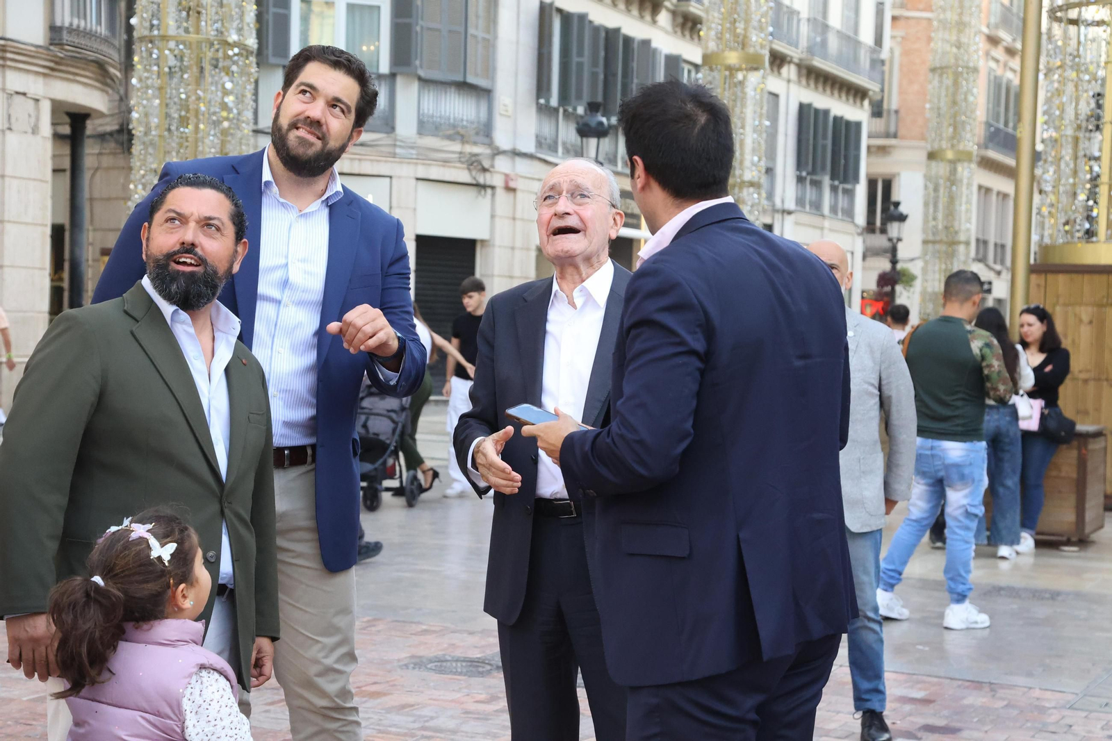 El alcalde De la Torre se anima a jugar con Conchita Martínez en la presentación de la BJKC