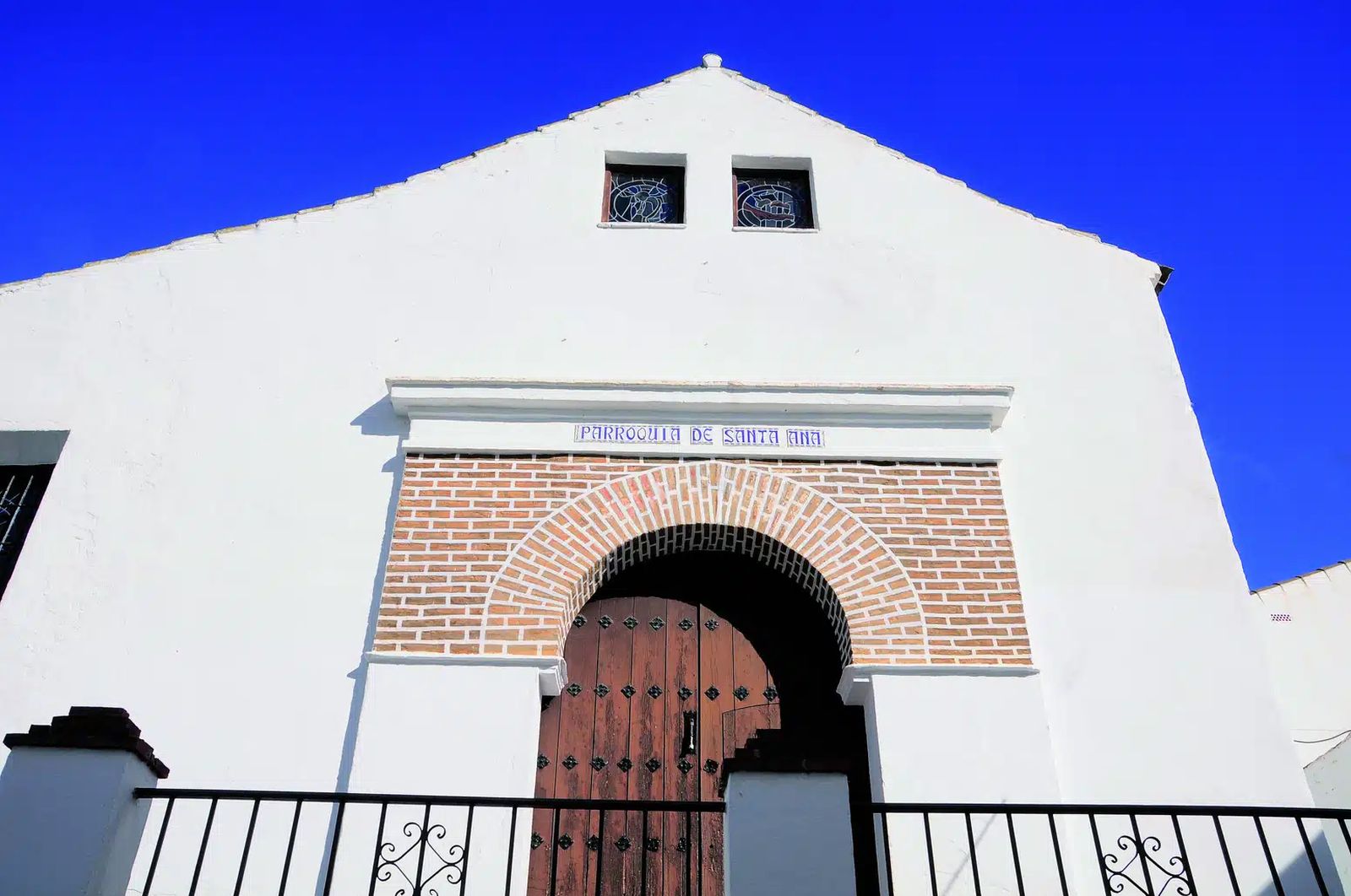 La iglesia parroquial de Santa Ana