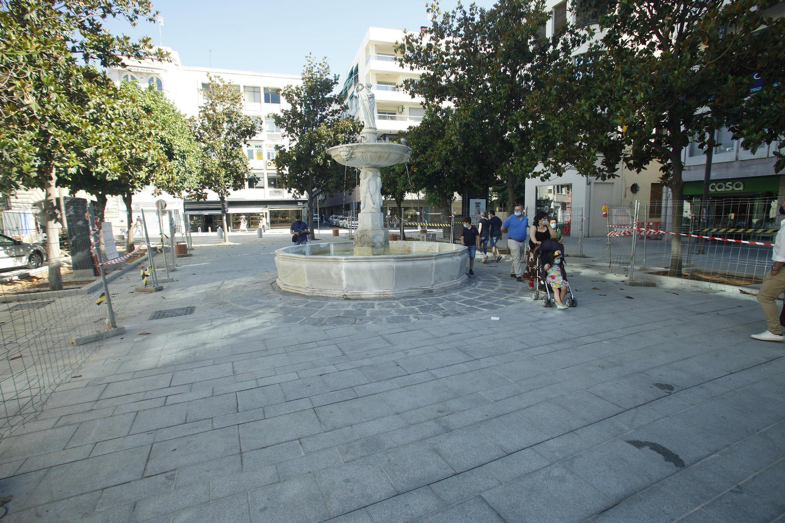 La renovada Plaza de la Magdalena de Sevilla.