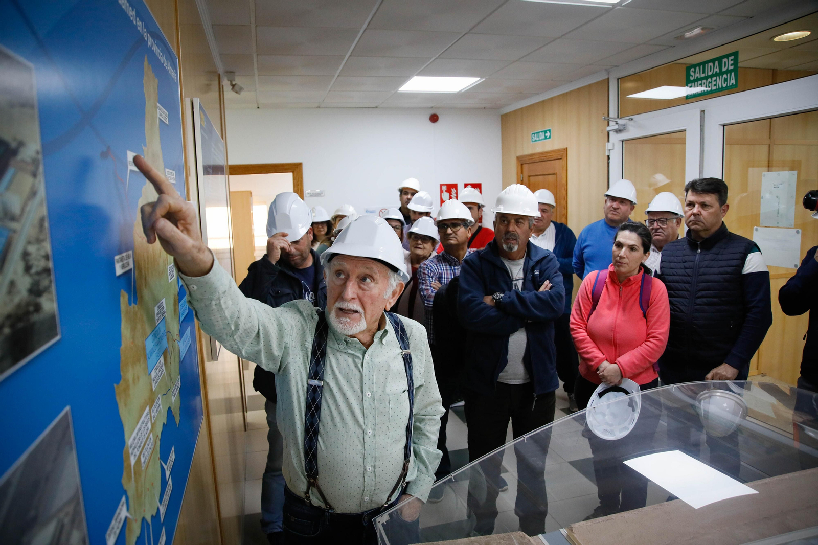 CUCN visita la desaladora de Carboneras y las balsas de Níjar