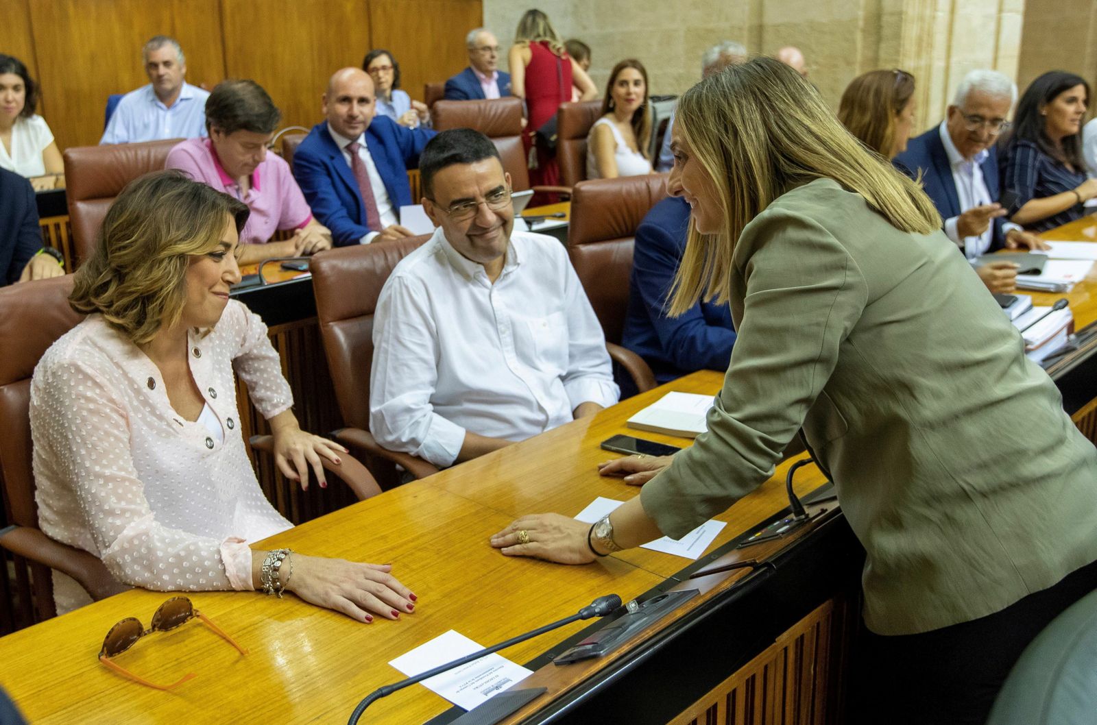 Susana Díaz y Mario Jiménez, en el Parlamento andaluz.