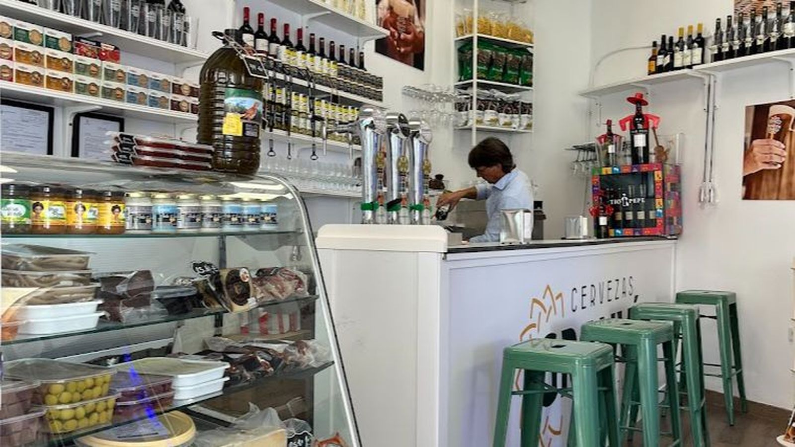 Fotos del interior de La Tienda de Gran Vía