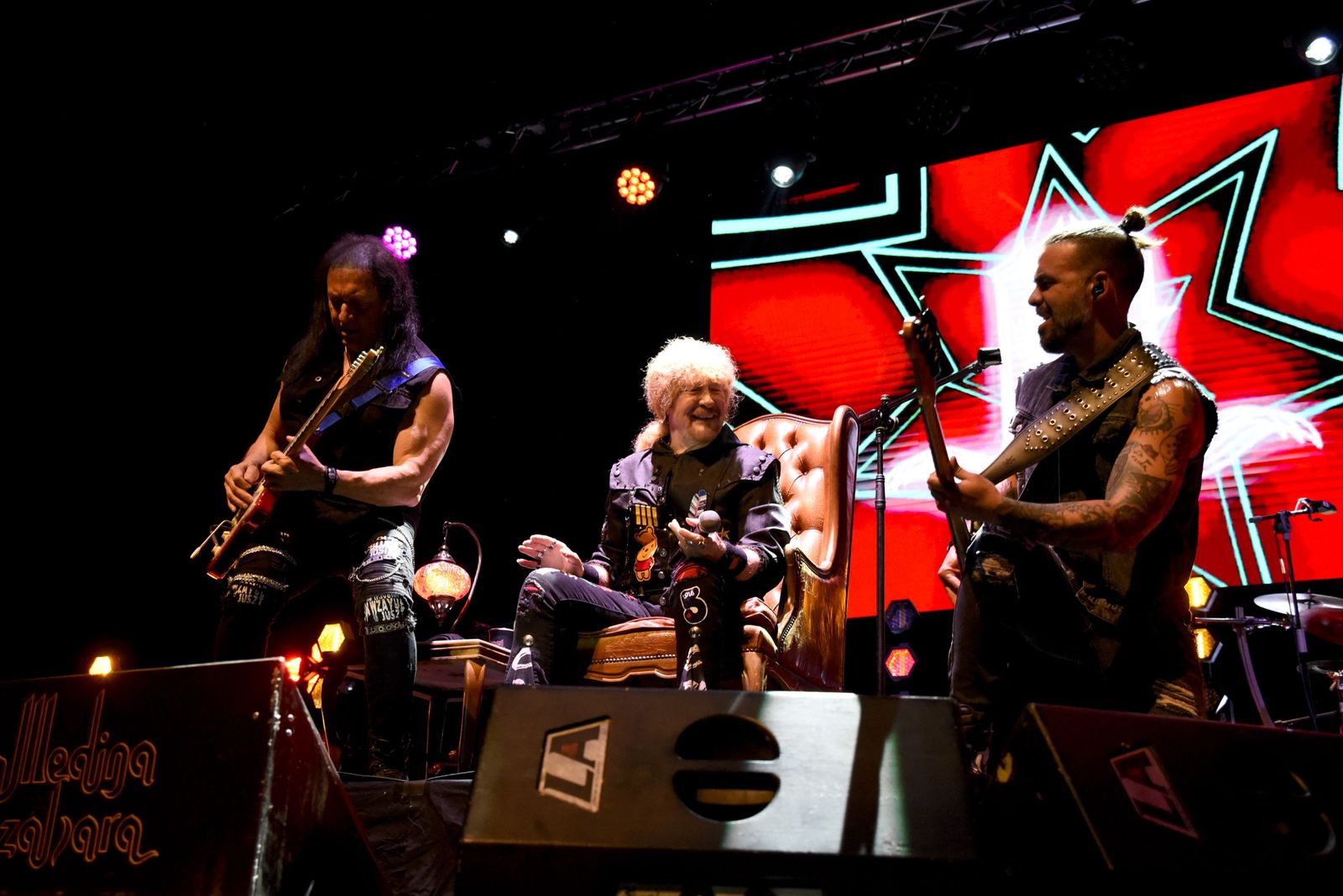 Las fotos del concierto de Medina Azahara en La Línea