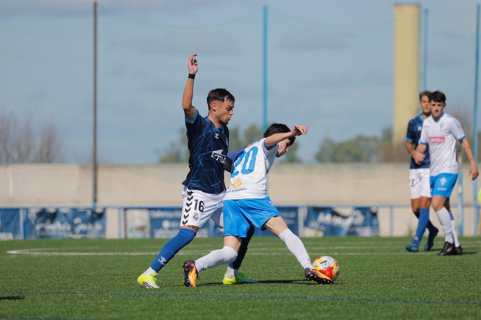 Las fotos del Castilleja-Balona de Tercera Federación (1-1)