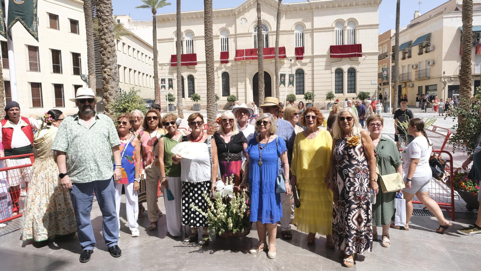 Ofrenda floral a la Virgen del Mar en la Feria de Almería 2024, en imágenes