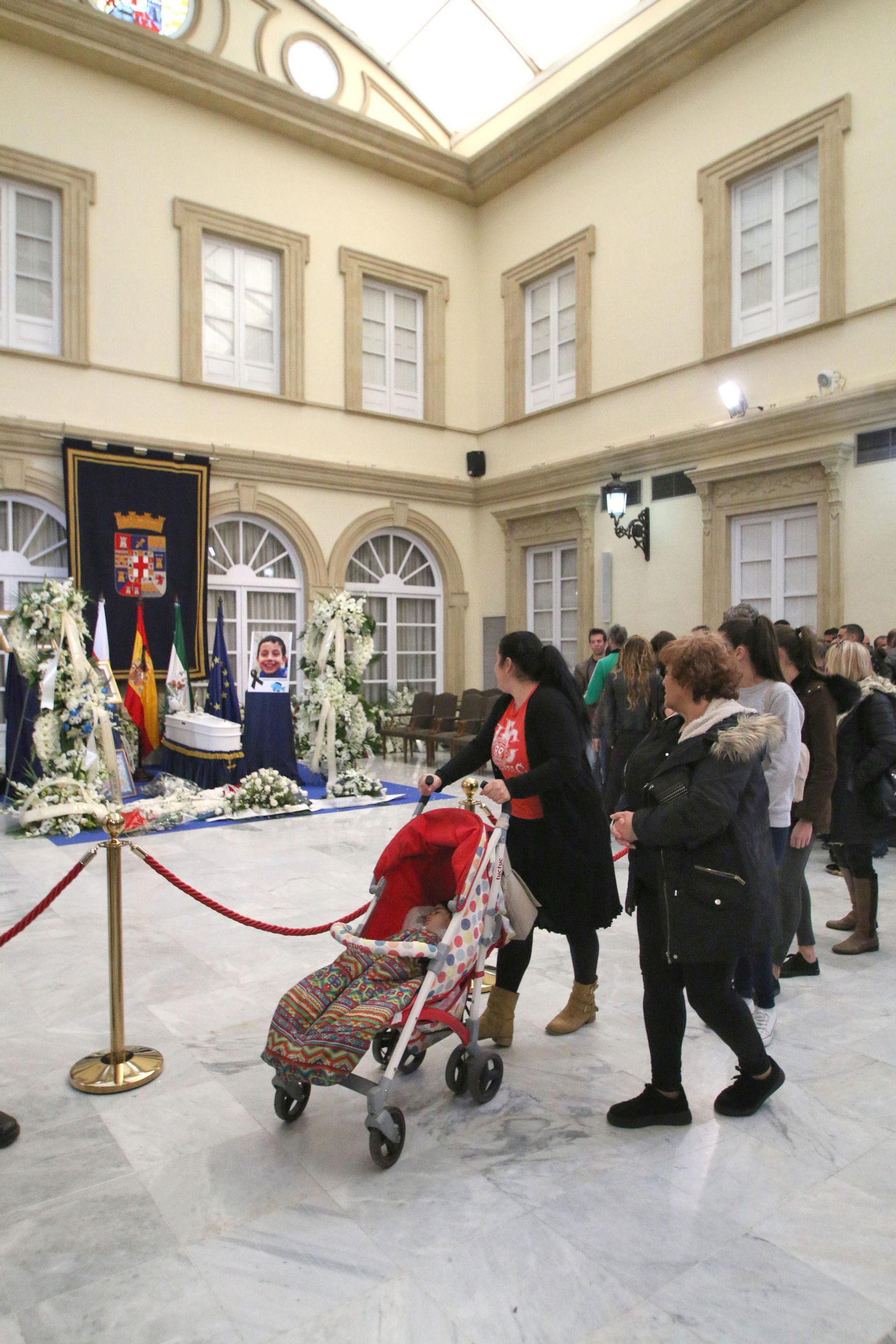 Las imágenes de la capilla ardiente por Gabriel
