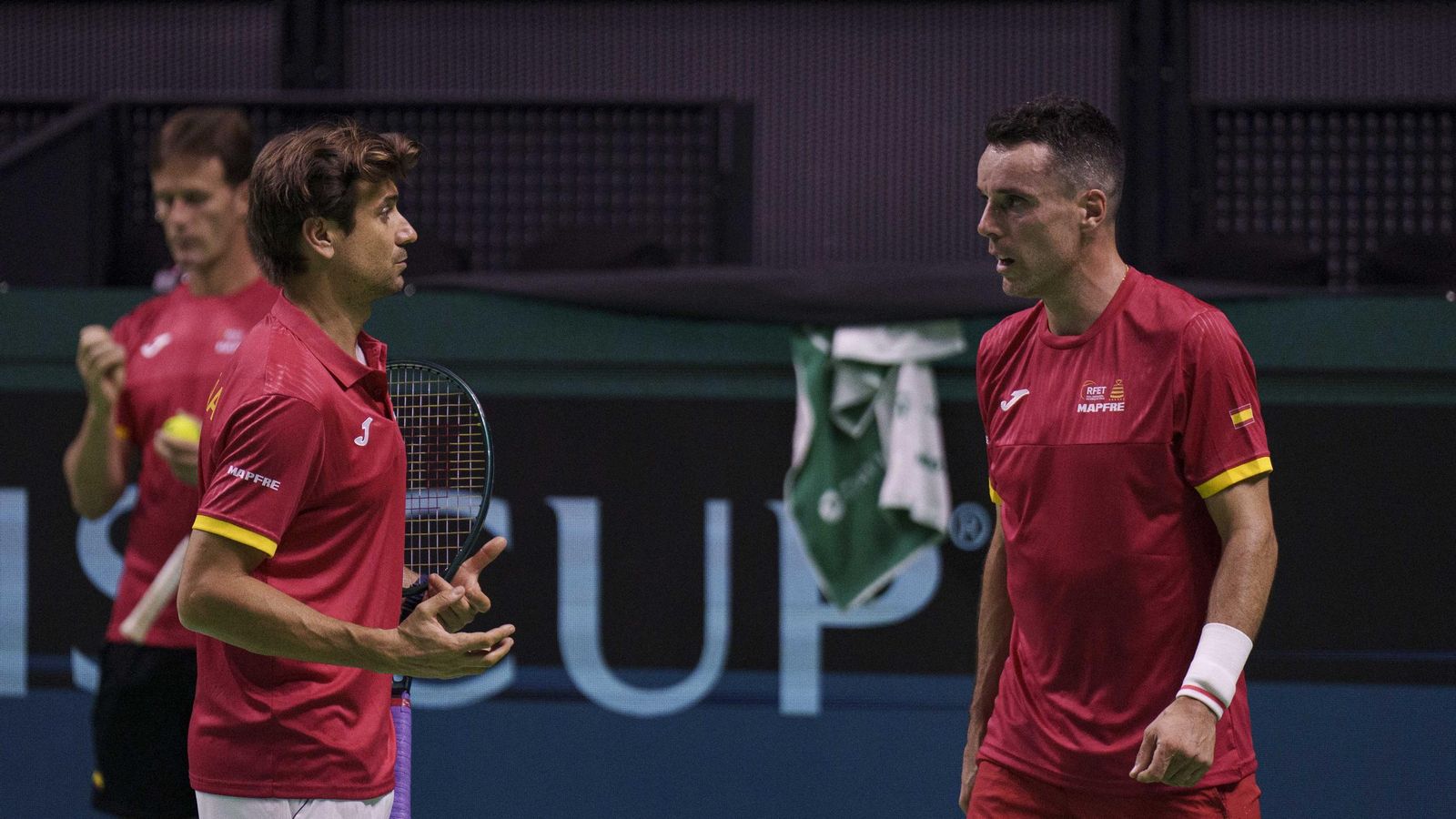 Rafa Nadal se machaca en el Carpena