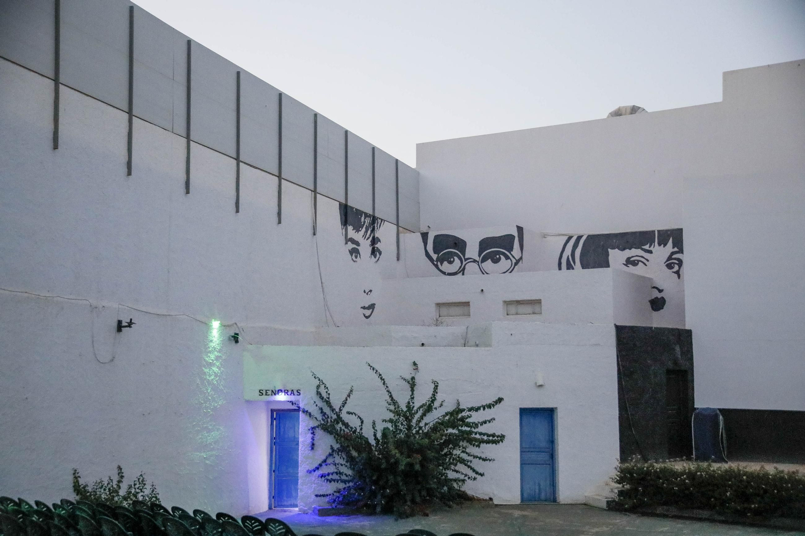 Imágenes de la última proyección en el cine de verano de Garrucha Imágenes de la última proyección en el cine de verano de Garrucha