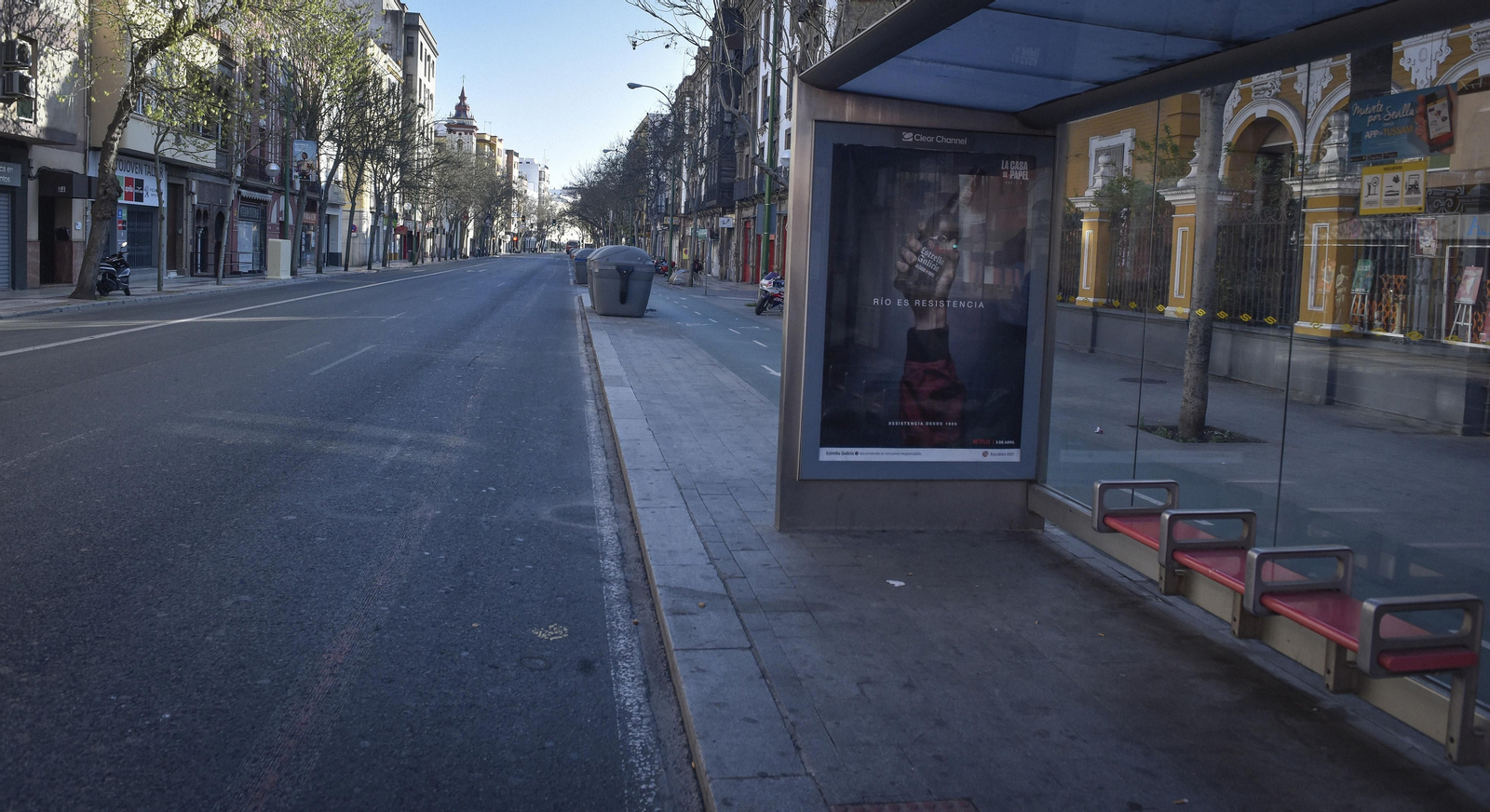 Las calles de Sevilla con menos gente por el Coronavirus