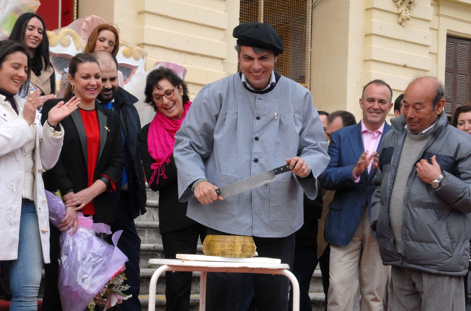 El Quesero Mayor del Carnaval de San Fenrando en 2014, el concejal Fran Romero
