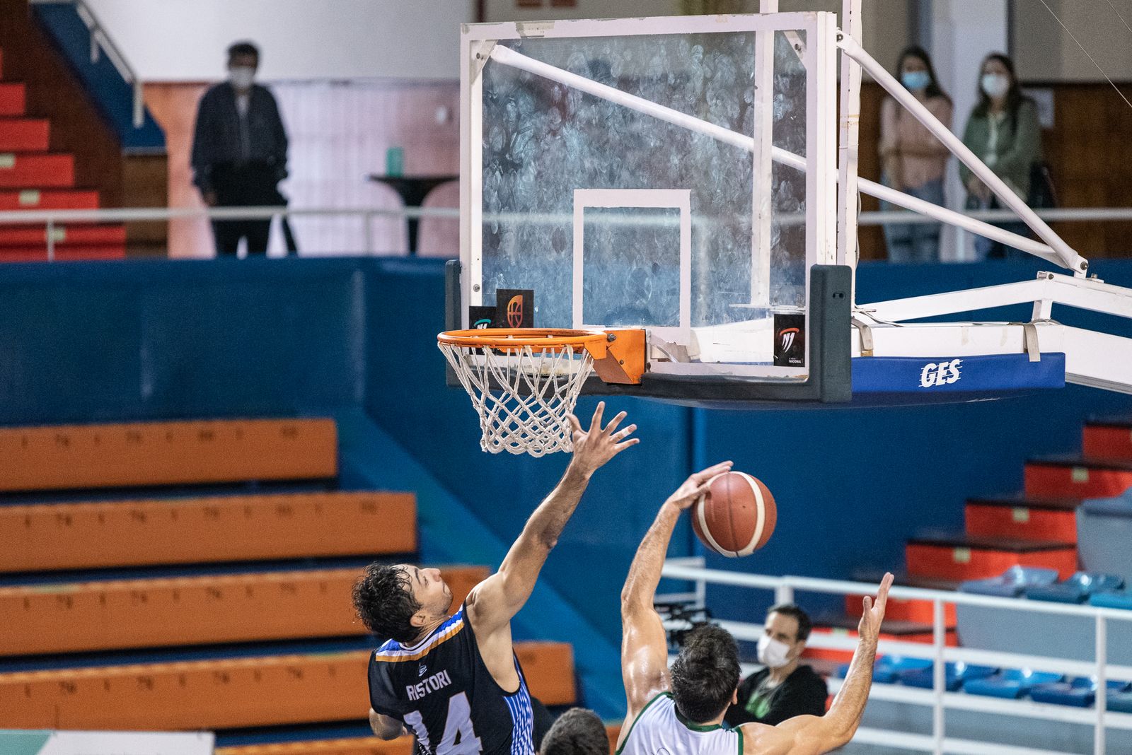 Baloncesto: Imágenes del Huelva Comercio - Extremadura