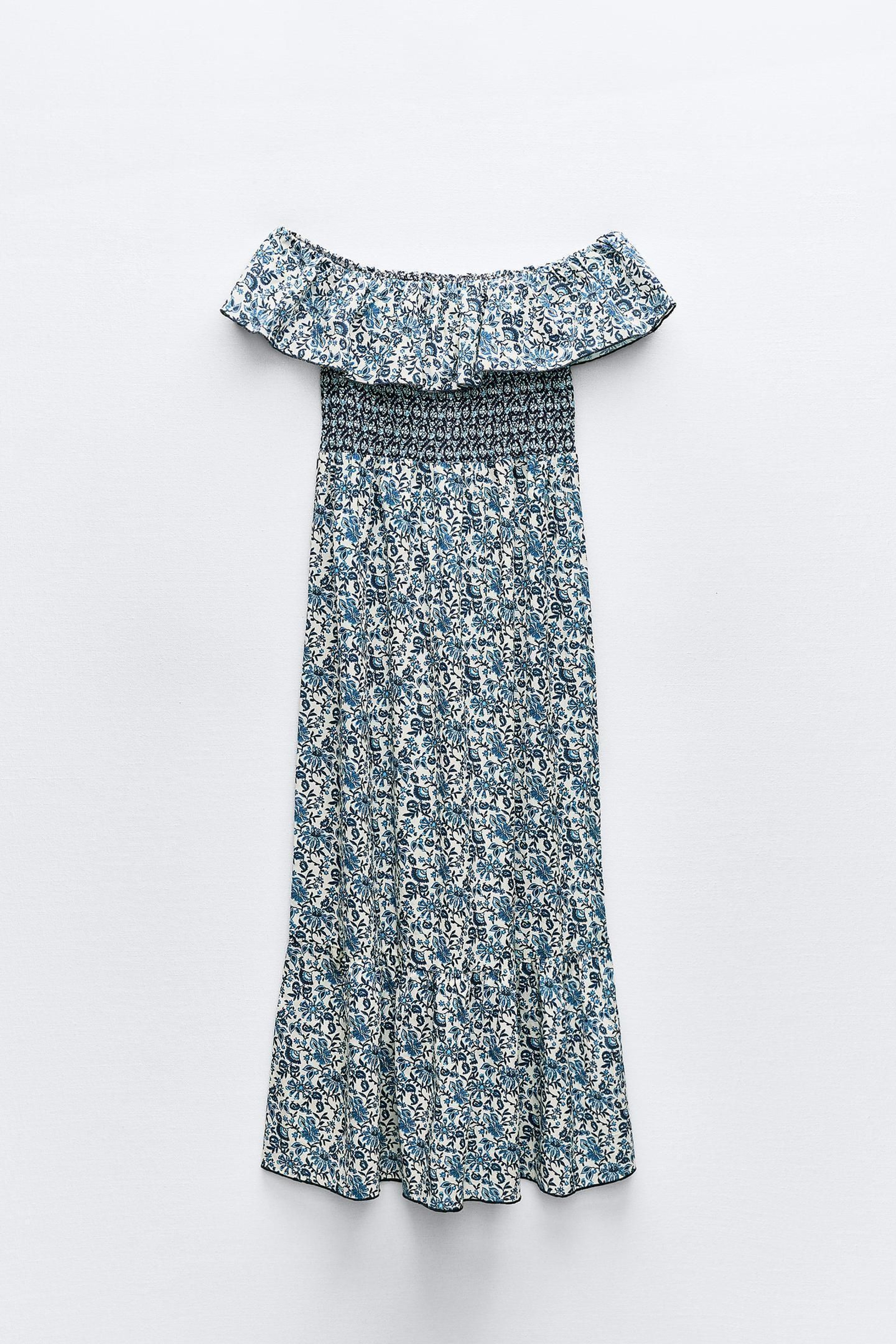 Vestido con escote off shoulders de Zara. Vestido con escote off shoulders de Zara.