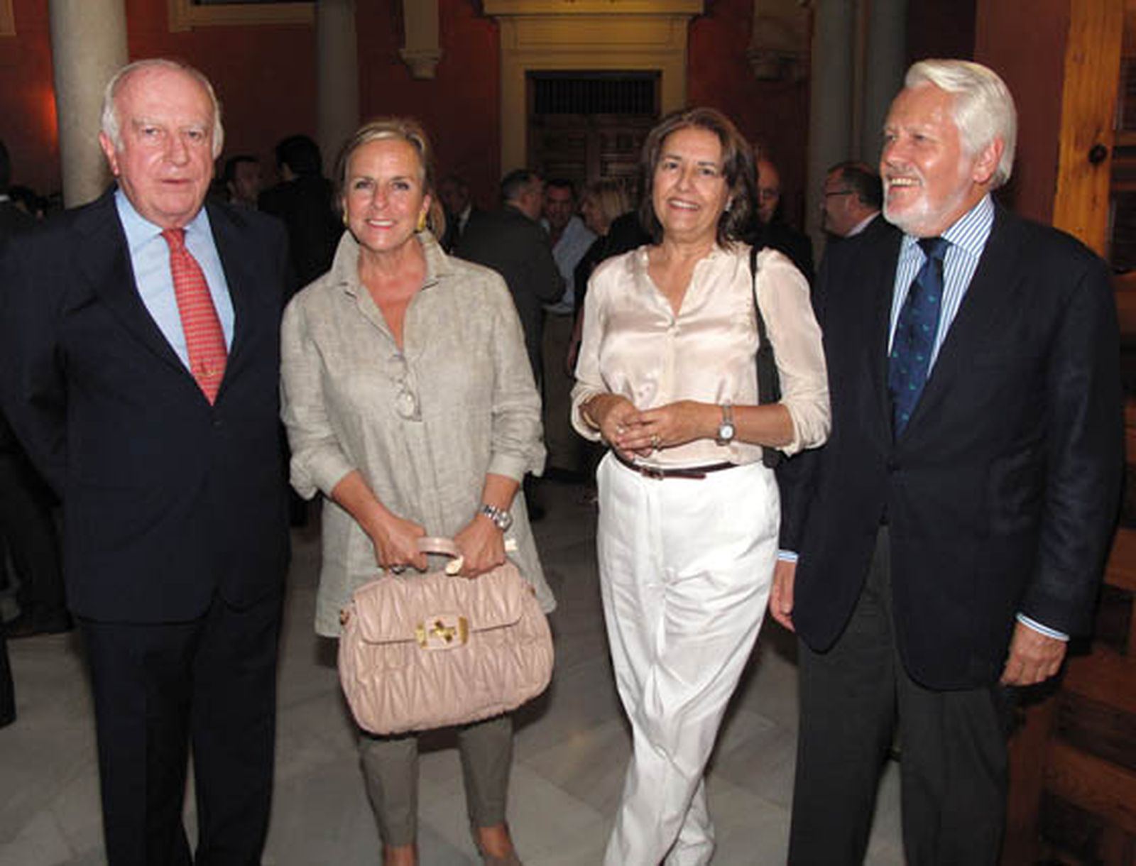 Carlos Oriol, marqués de Méritos; María Paz Pérez, Lola Palma y Francisco Ballester.

Foto: Victoria Ramírez