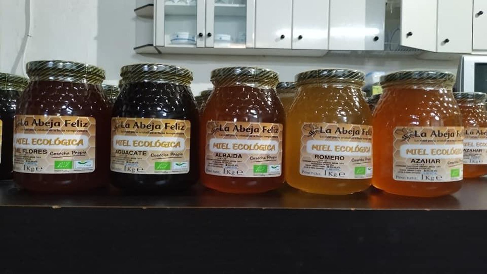 Foto de las mieles de la Abeja Feliz.