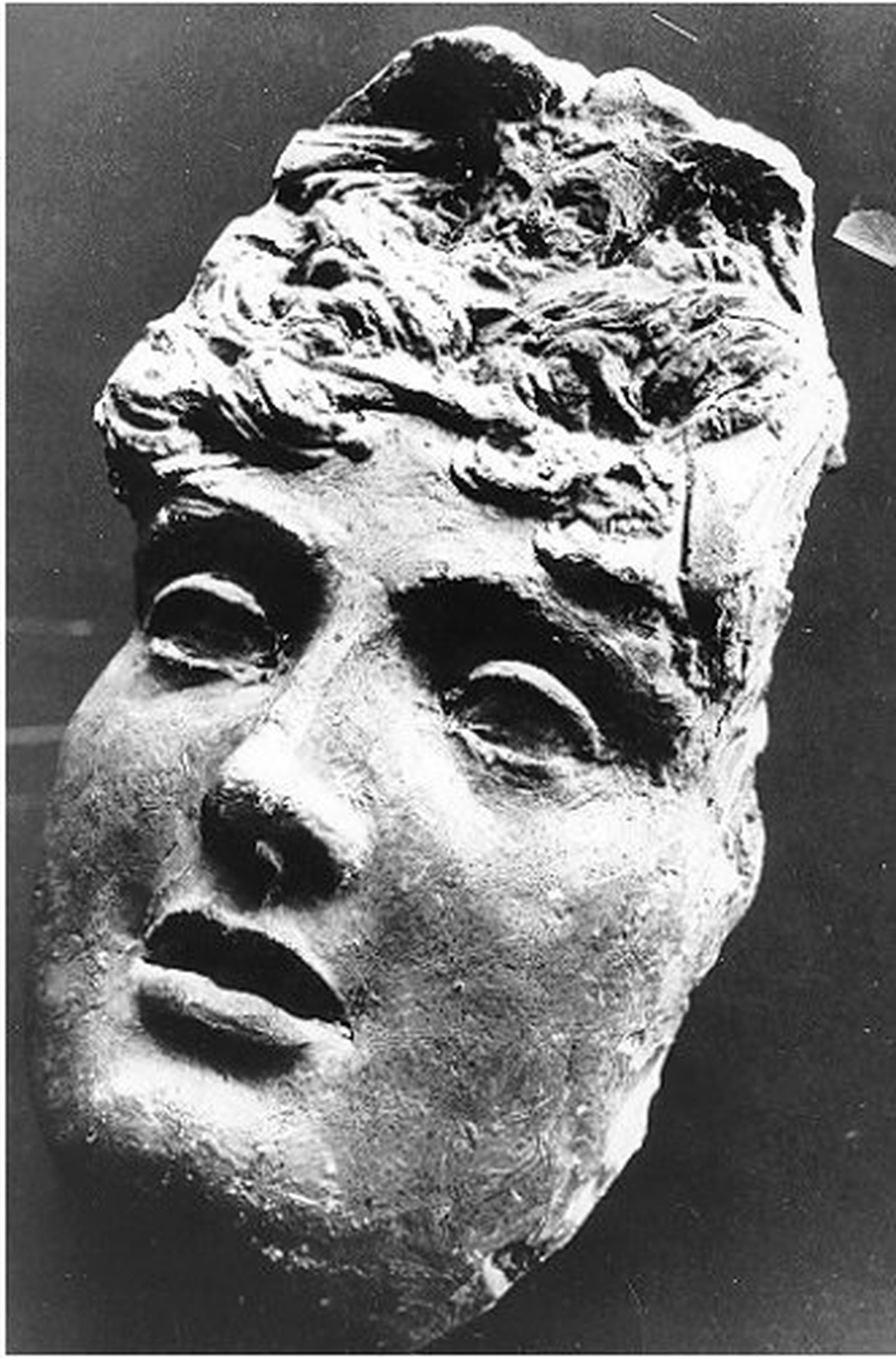 Cabeza de mujer de Mariano Fortuny y Madrazo.