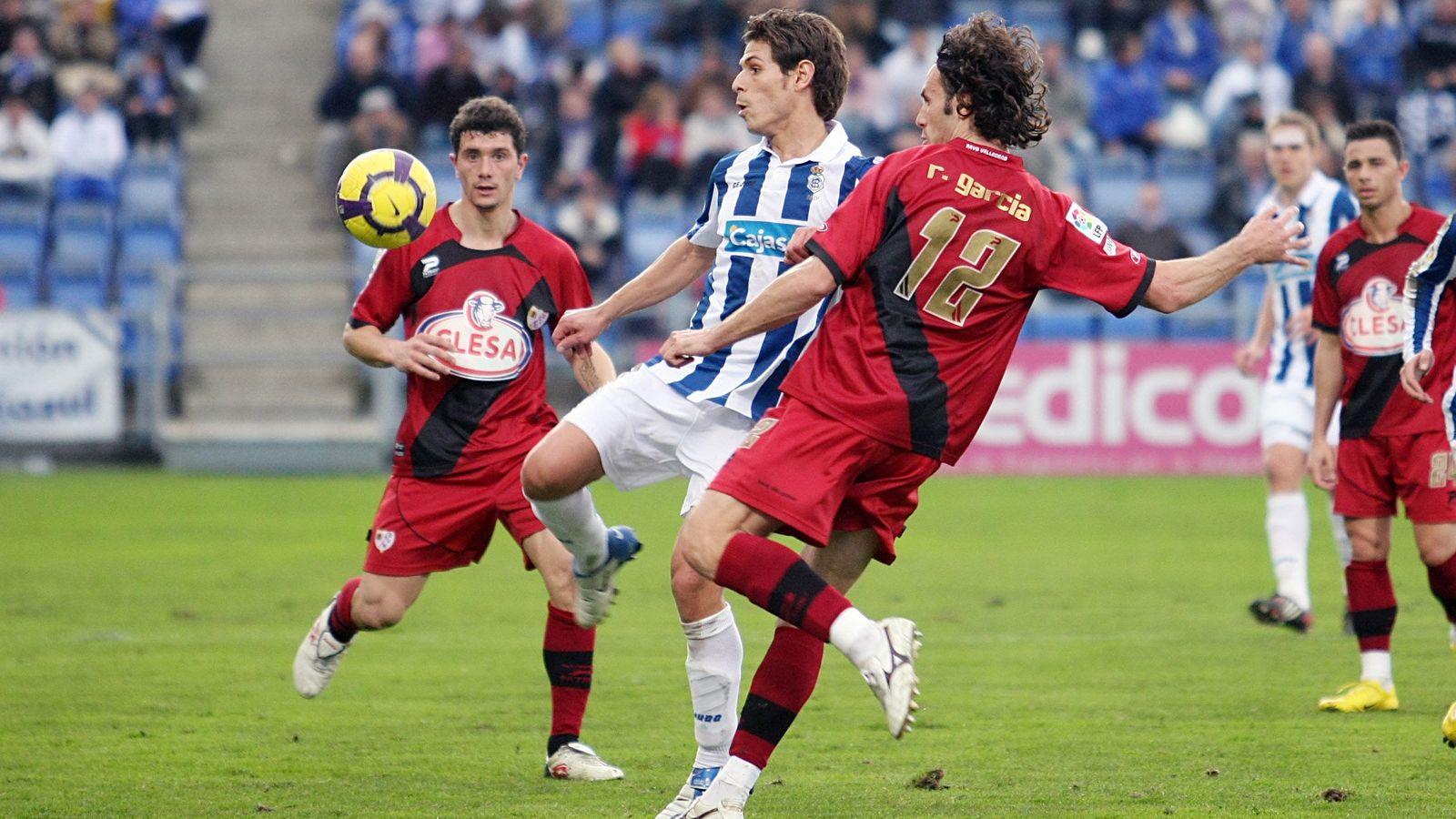 Dos enfrentamientos y dos derrotas del Rayo ante el Recre en Copa 3 El Rayo Vallecano será el rival del Recreativo en la Copa del Rey