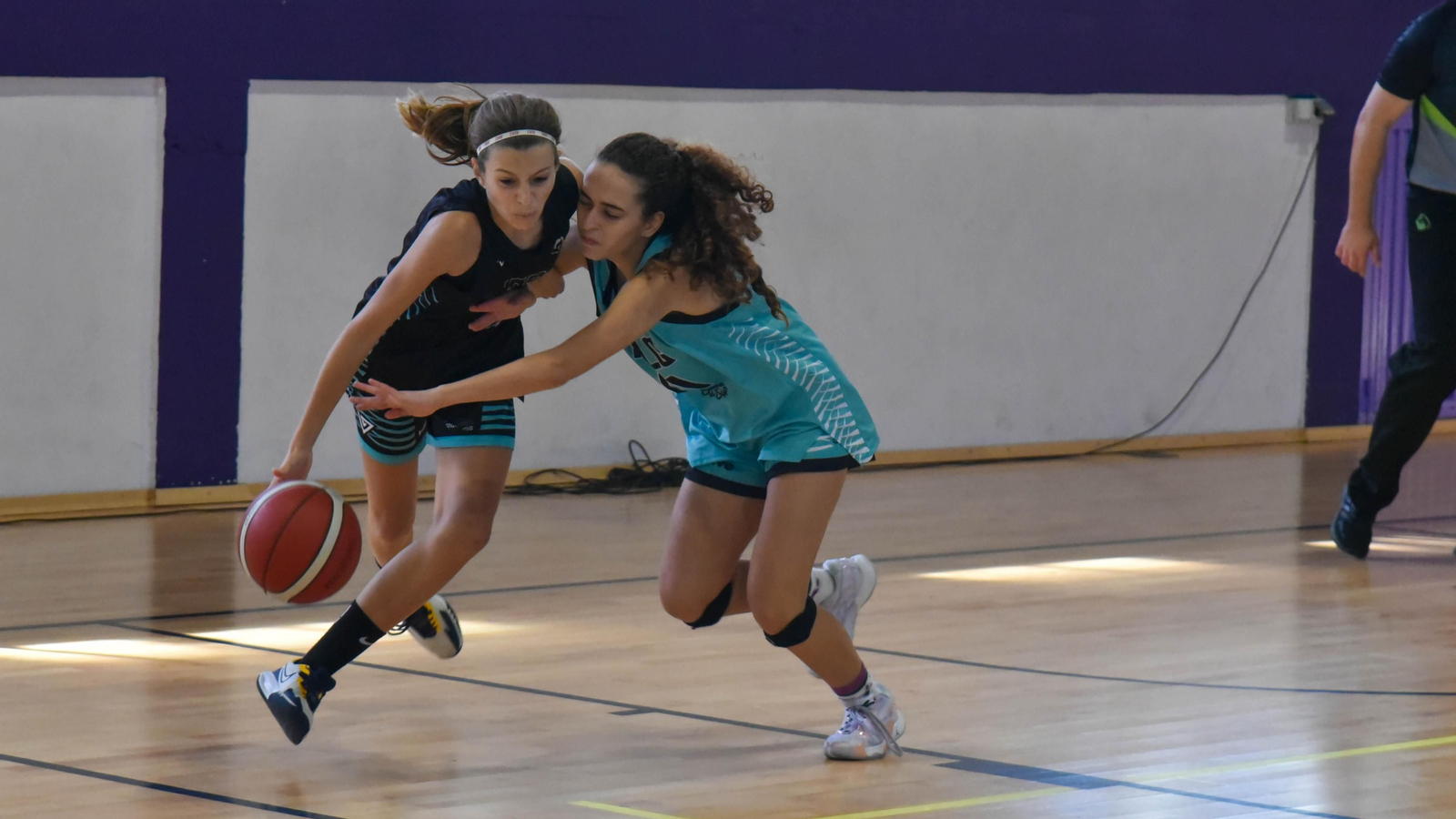 Las fotos de la ultima jornada del Andaluz infantil femenino de baloncesto en La Línea