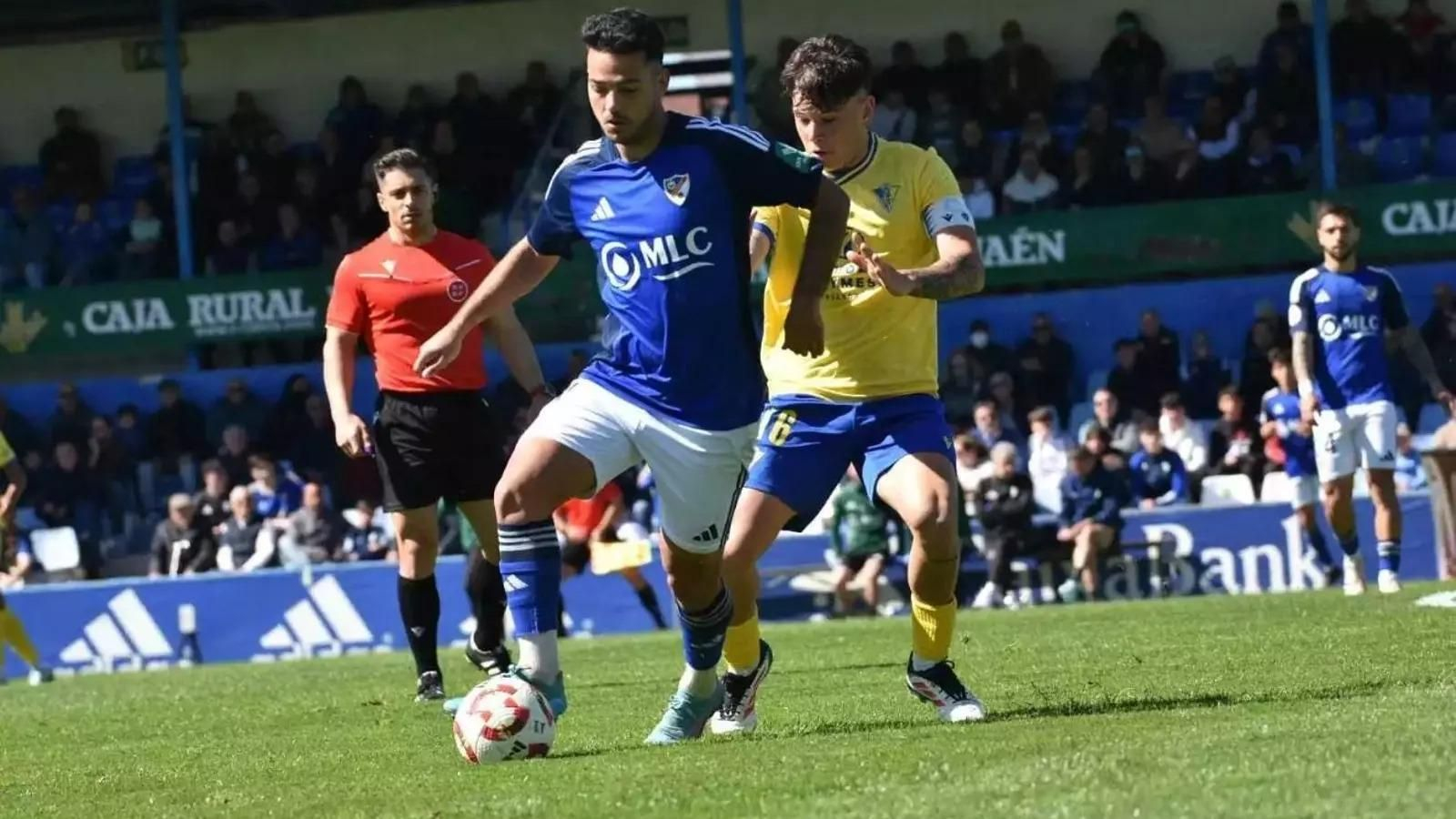 Un momento del Linares-Cádiz Mirandilla