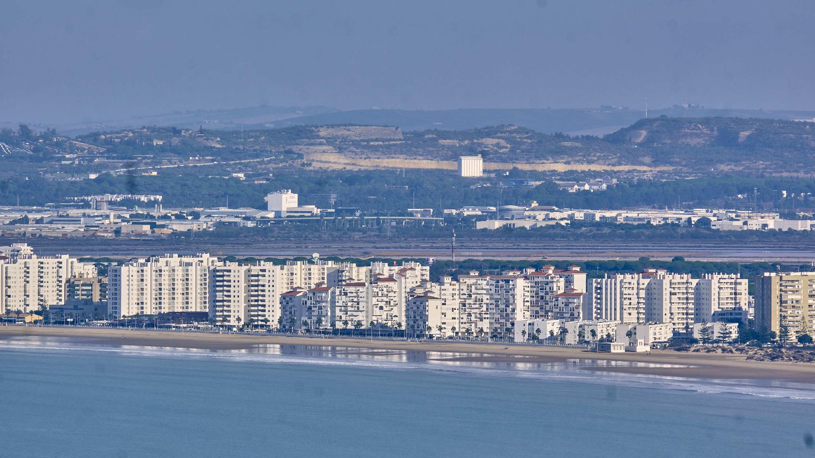 Vista desde la torre de Endesa en Puerto Real.