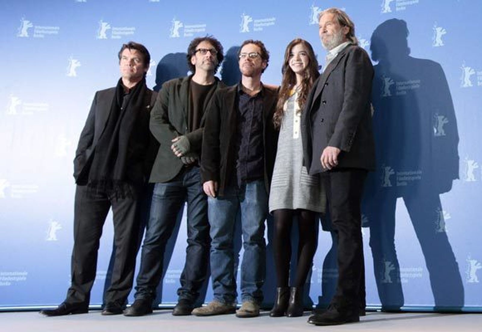 Los Coen se confiesan en Berlín superados por el éxito de 'Valor de ley'