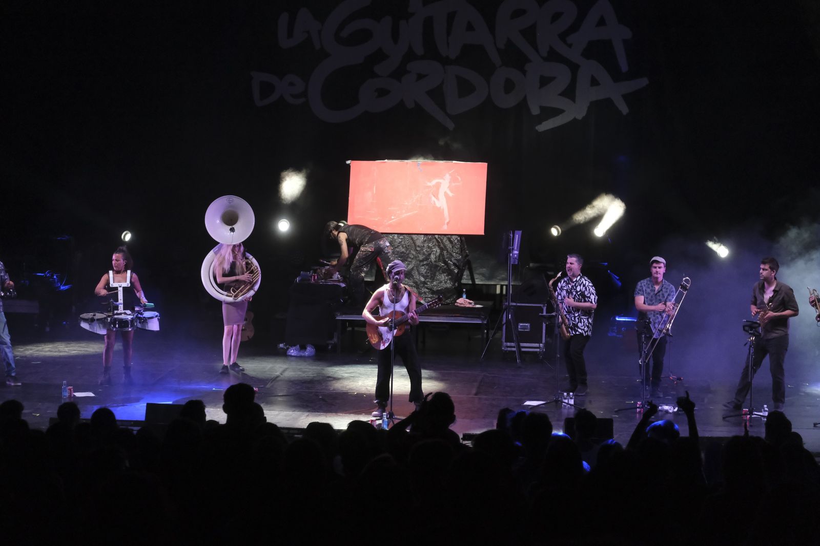 El concierto de Muchachito Bombo Infierno en el Festival de la Guitarra de Córdoba, en imágenes