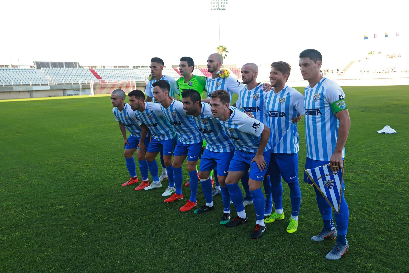 El Málaga estrenó su nueva camiseta