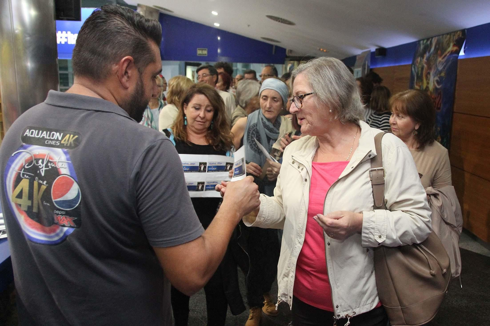 Imágenes de la proyección de la película Bernarda en CineBox Aqualon