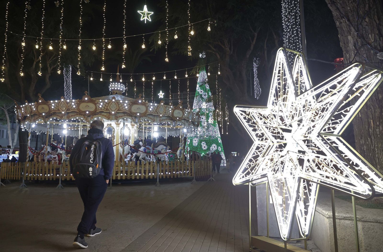 El alumbrado navideño de San Roque, en imágenes