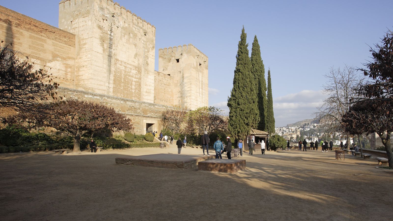 Plaza de los Aljibes -Alhambra.