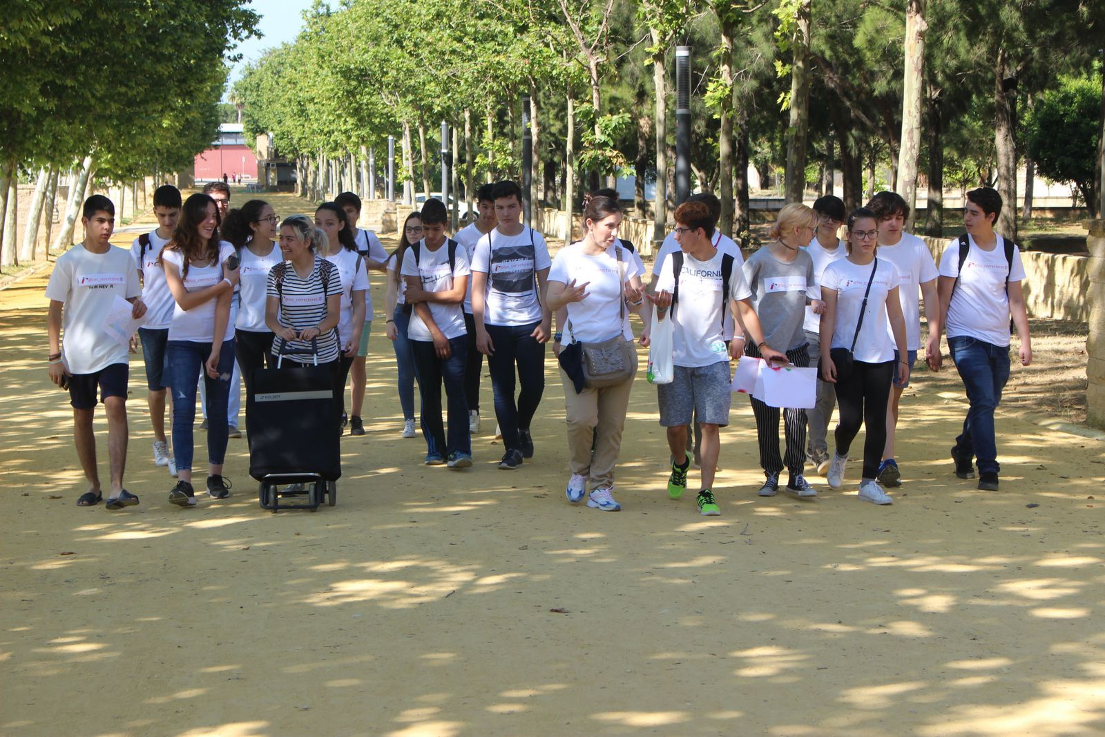 Equipo de Los Correctores al completo, en el Paseo María Auxiliadora.
