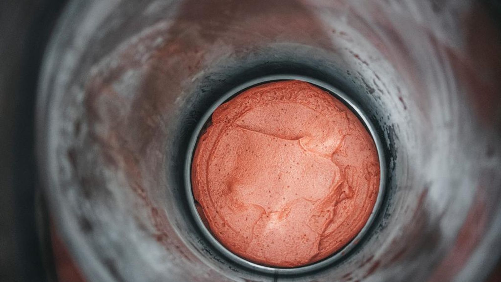 Helado de fresa vegano y sin azúcar