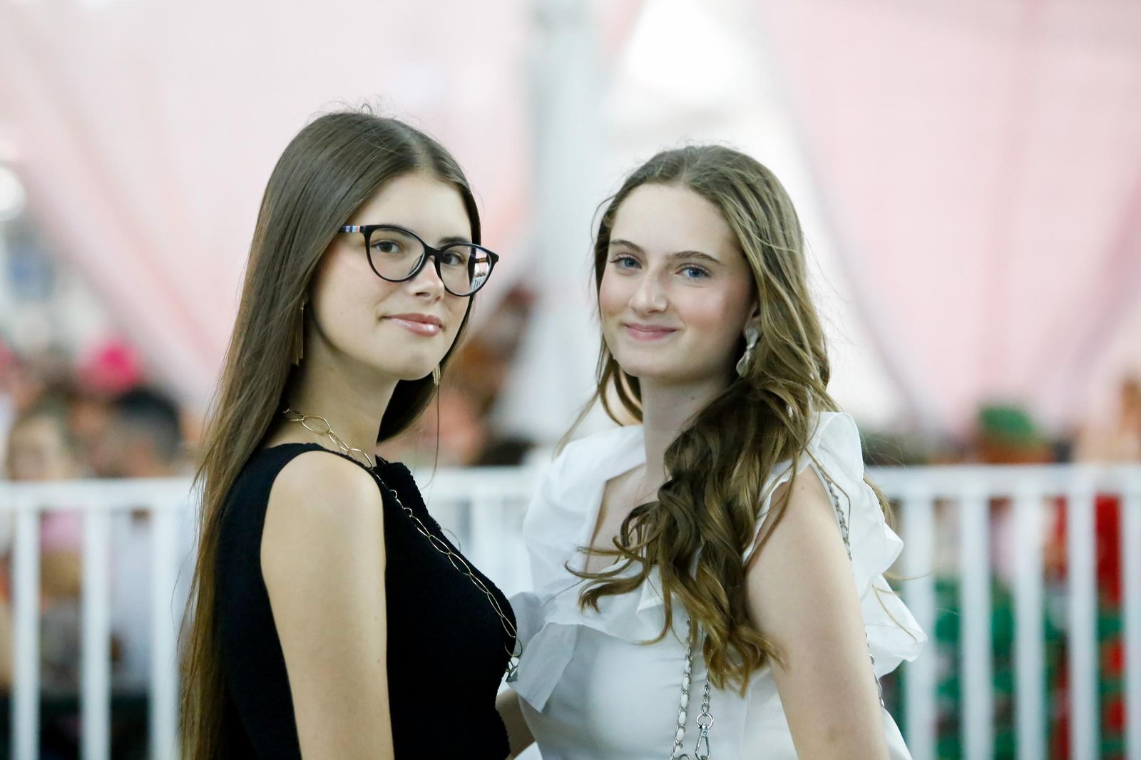 Búscate en las fotos del lunes en la Feria de La Línea