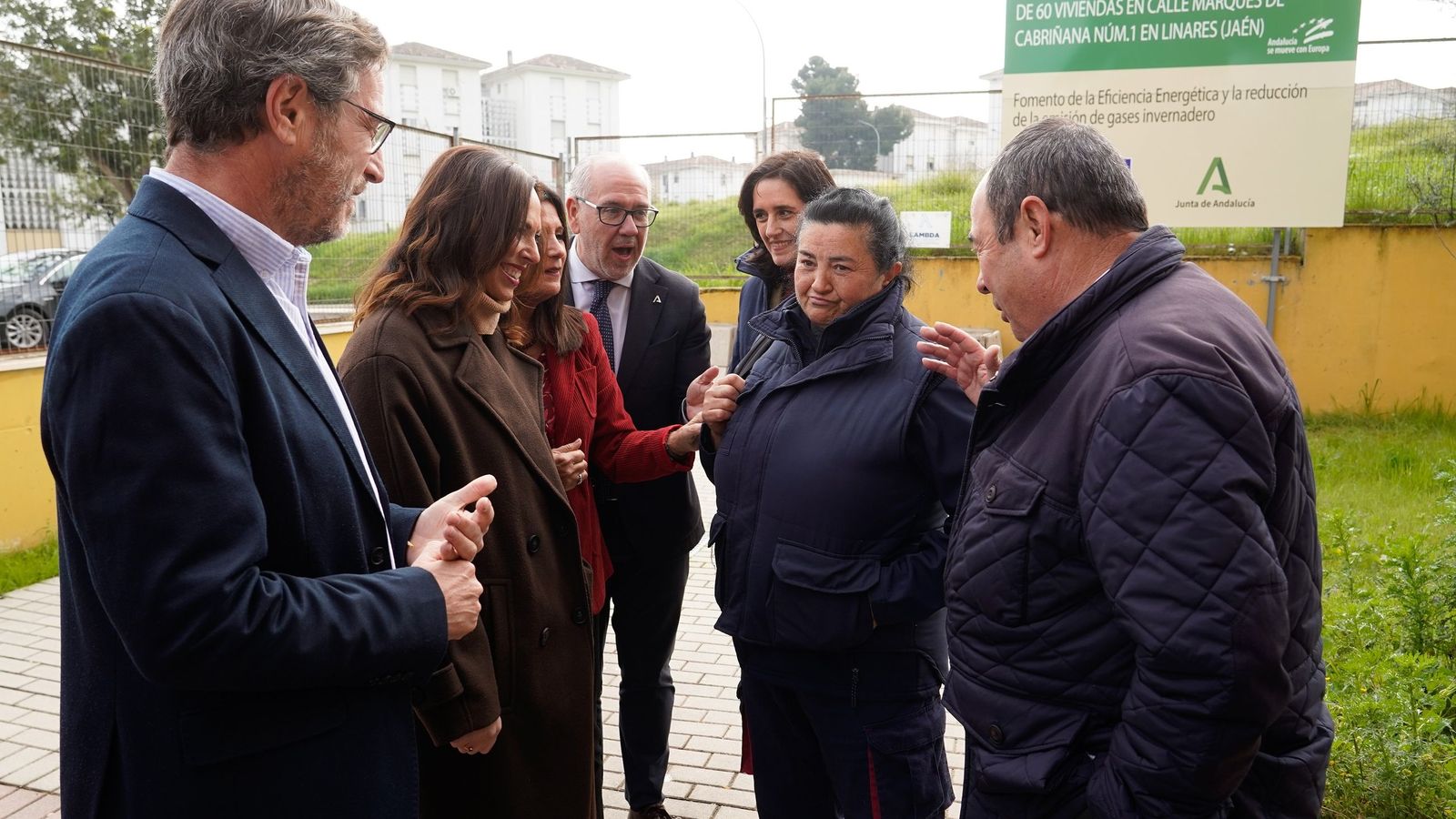 Visita a las obras de rehabilitación de viviendas en Linares.