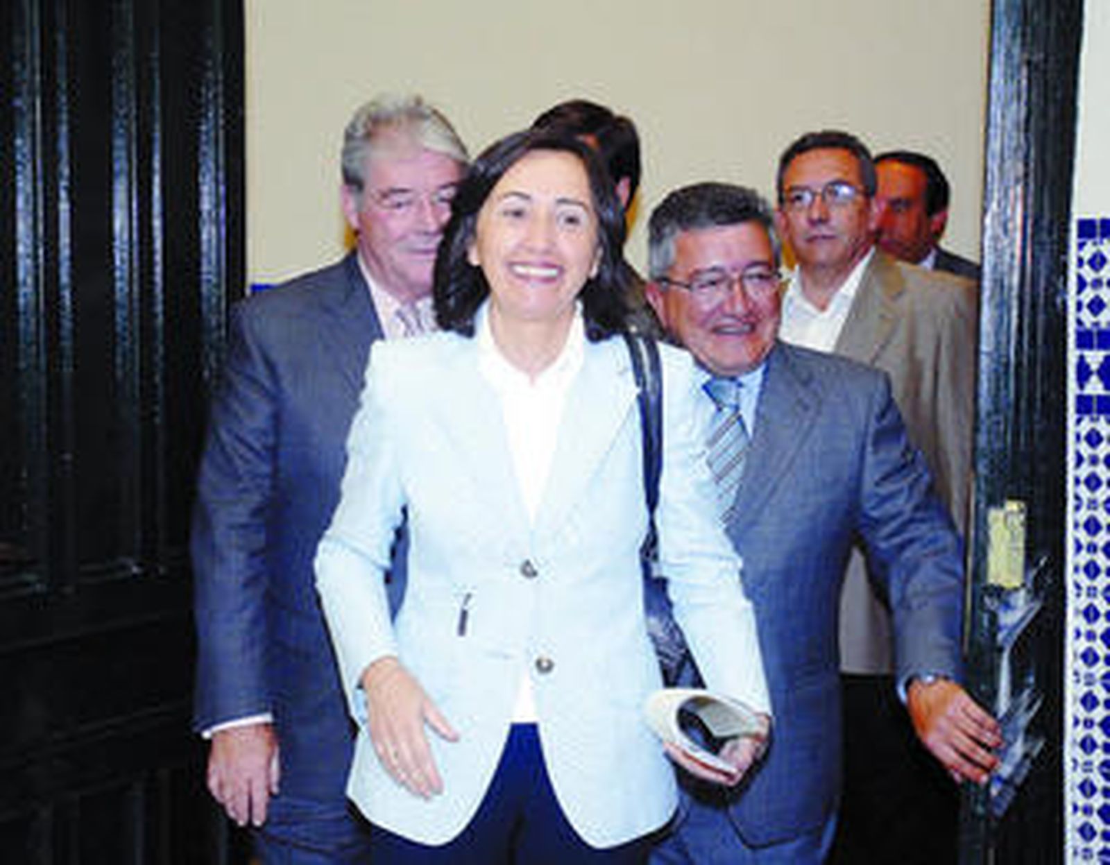 Rosa Aguilar, consejera de Obras Públicas y Transportes, en su llegada ayer al Foro Gaesco.