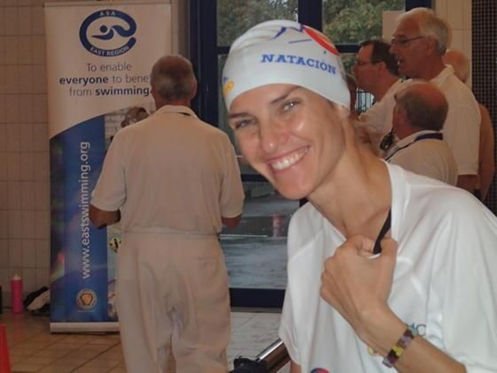 María Cano en la cámara de llamadas para disputar 100 metros braza