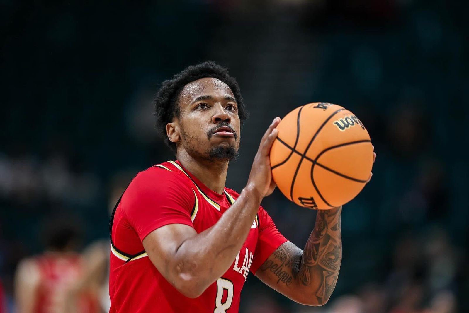 NCAA: Mario Saint-Supéry se impone a Guillermo del Pino