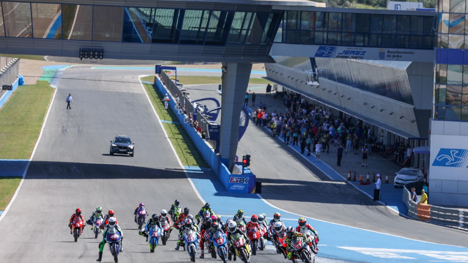 Salida de la carrera de PreMoto3.