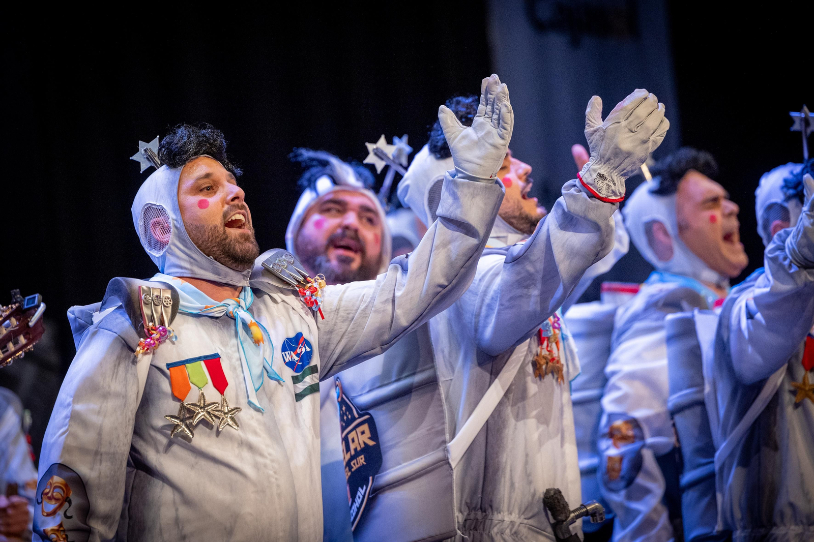 Chirigota 'Cariño... necesito mi espacio'