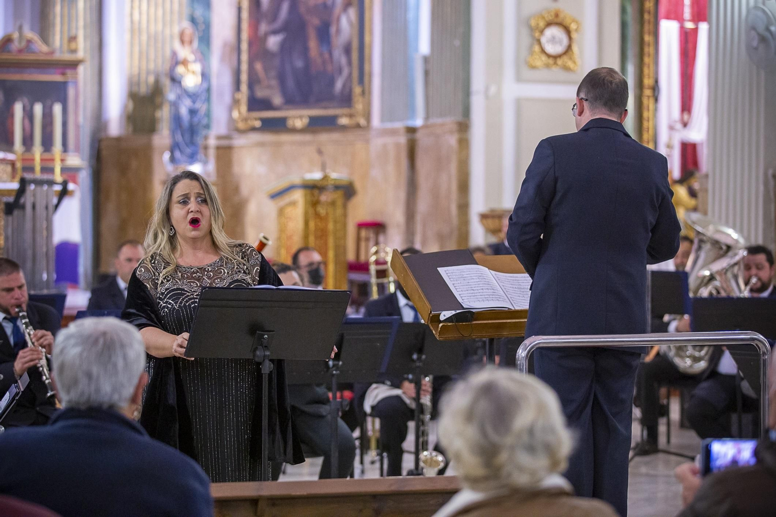 Desirée Manzano durante su gran actuación en la iglesia de San Pedro.