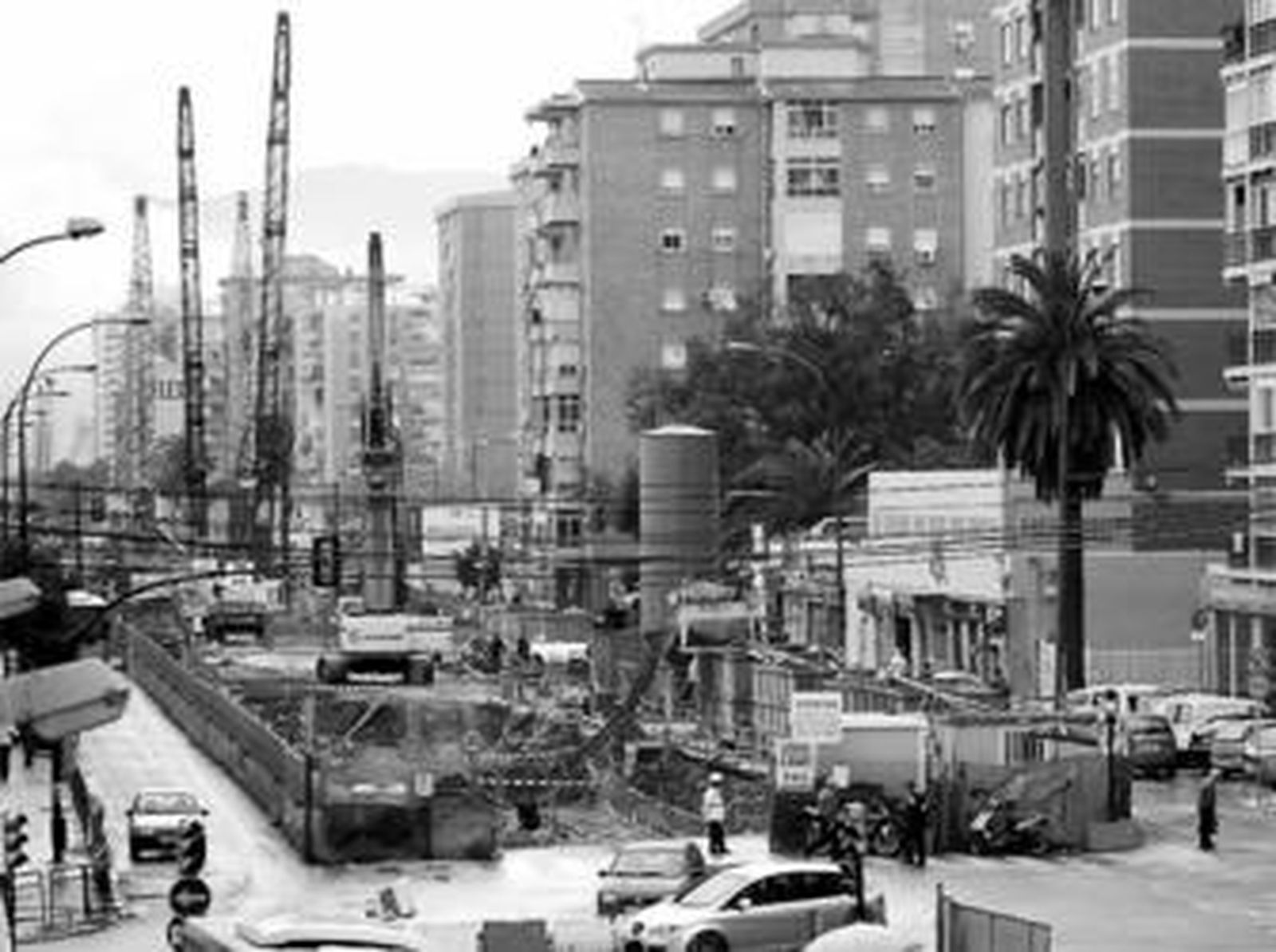 Vista de la Carretera de Cádiz tomada por las obras del Metro, el pasado mes de noviembre.